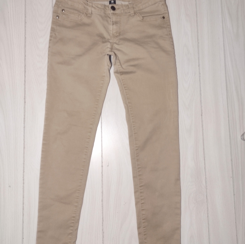 Womens Celebrity Pink Jeans Size 11 Beige Denim Solid Pants Low Rise